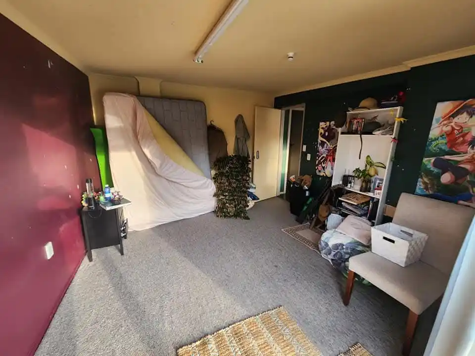 Before photo 2 - Interior Reno 1